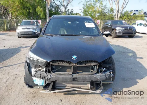 2018 BMW X1 xDrive28I z USA, uszkodzony, nr VIN WBXHT3C34J5F93079